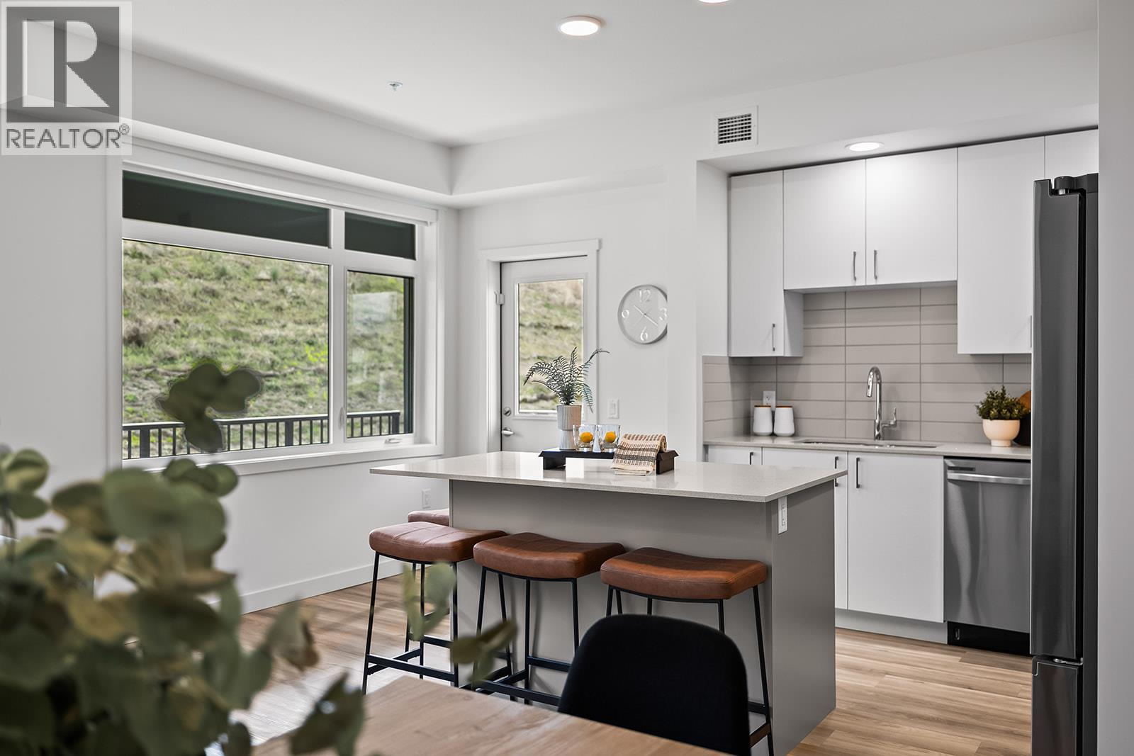 Lorem Ipsum Dolor Sit Ame, Kelowna, British Columbia  V1W  - Photo 3 - DEMO29709084