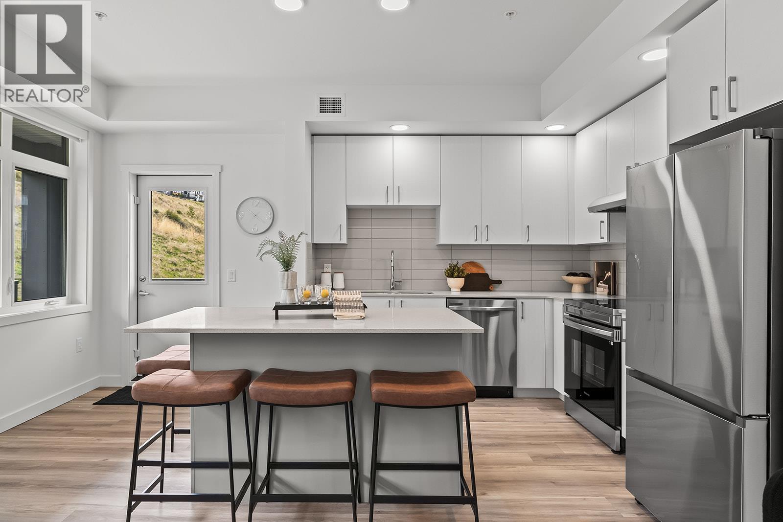 Lorem Ipsum Dolor Sit Ame, Kelowna, British Columbia  V1W  - Photo 4 - DEMO29709084