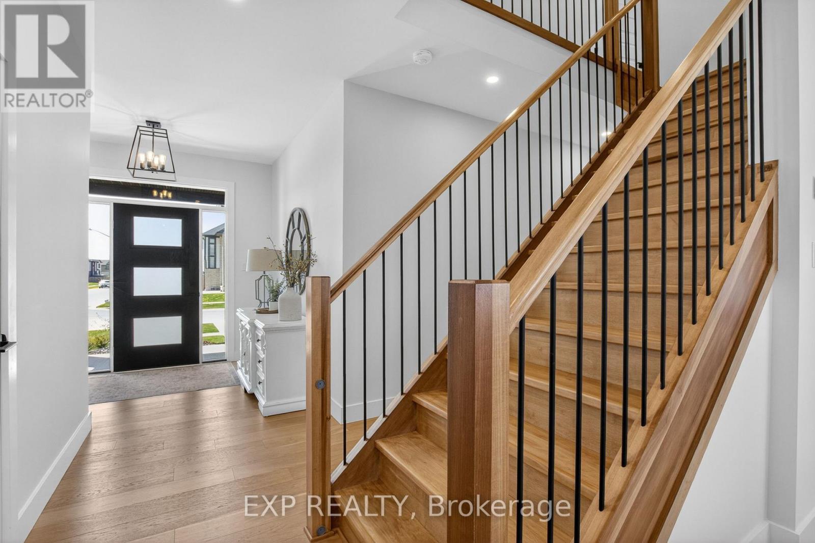 188 Crestview Drive, Middlesex Centre, Ontario  N0L 1R0 - Photo 7 - X13090884