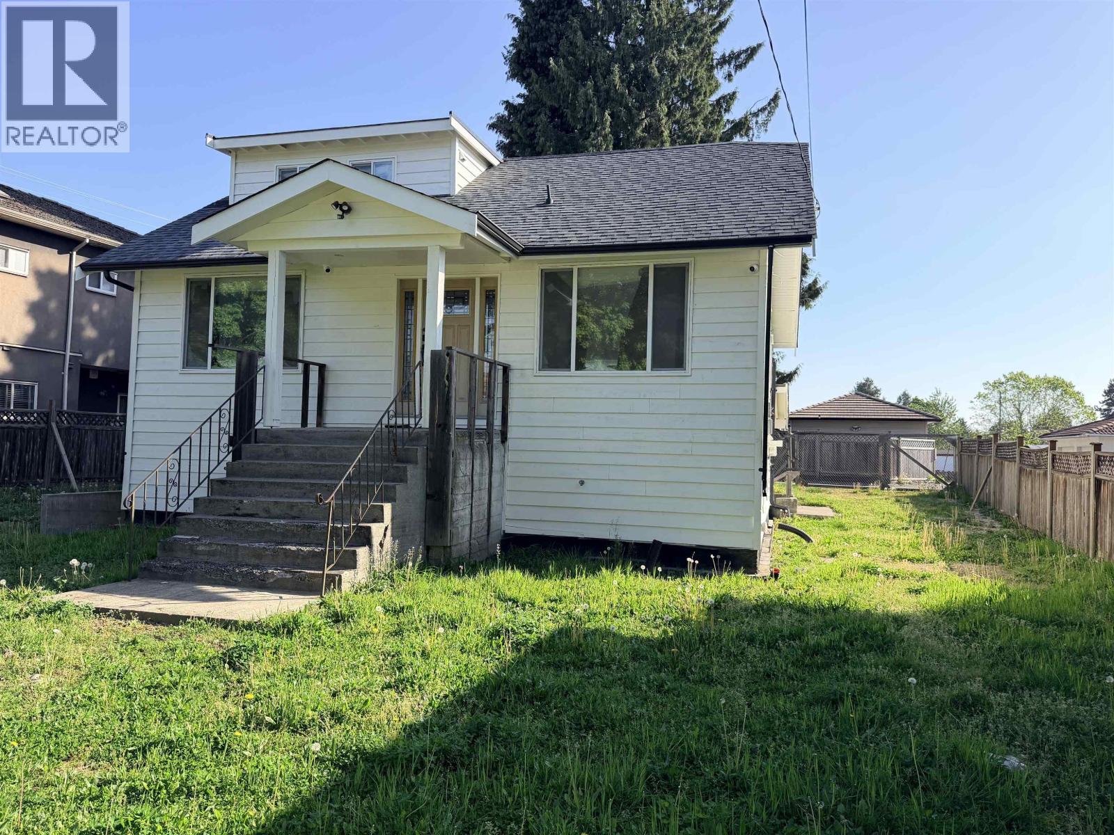 7520 Canada Way, Burnaby, British Columbia  V3N 3K2 - Photo 5 - R3117500