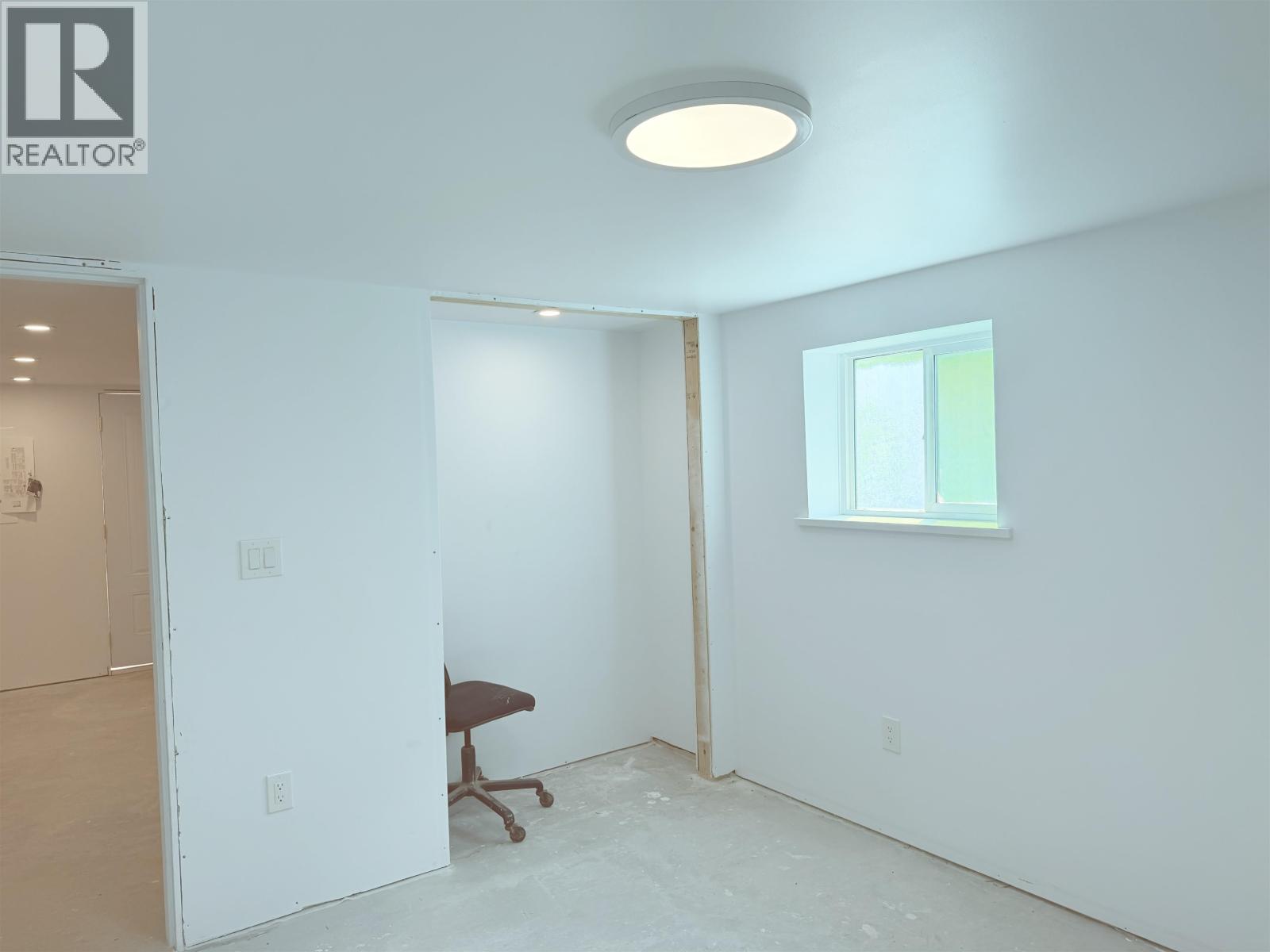 7520 Canada Way, Burnaby, British Columbia  V3N 3K2 - Photo 30 - R3117500