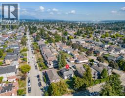 7520 CANADA WAY, Burnaby, British Columbia