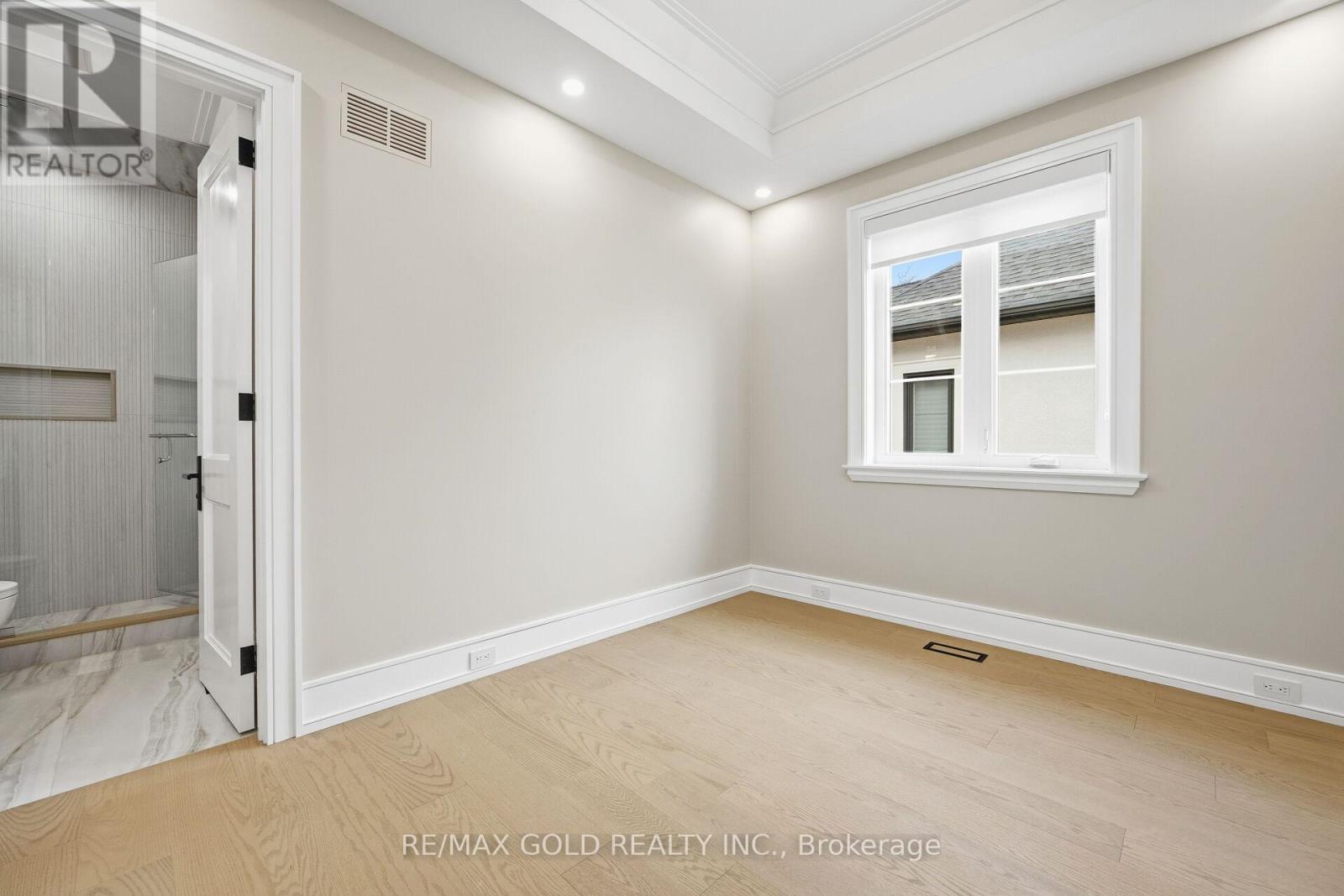 507 Wildwood Drive, Oakville, Ontario  L6K 1V1 - Photo 32 - W13068536