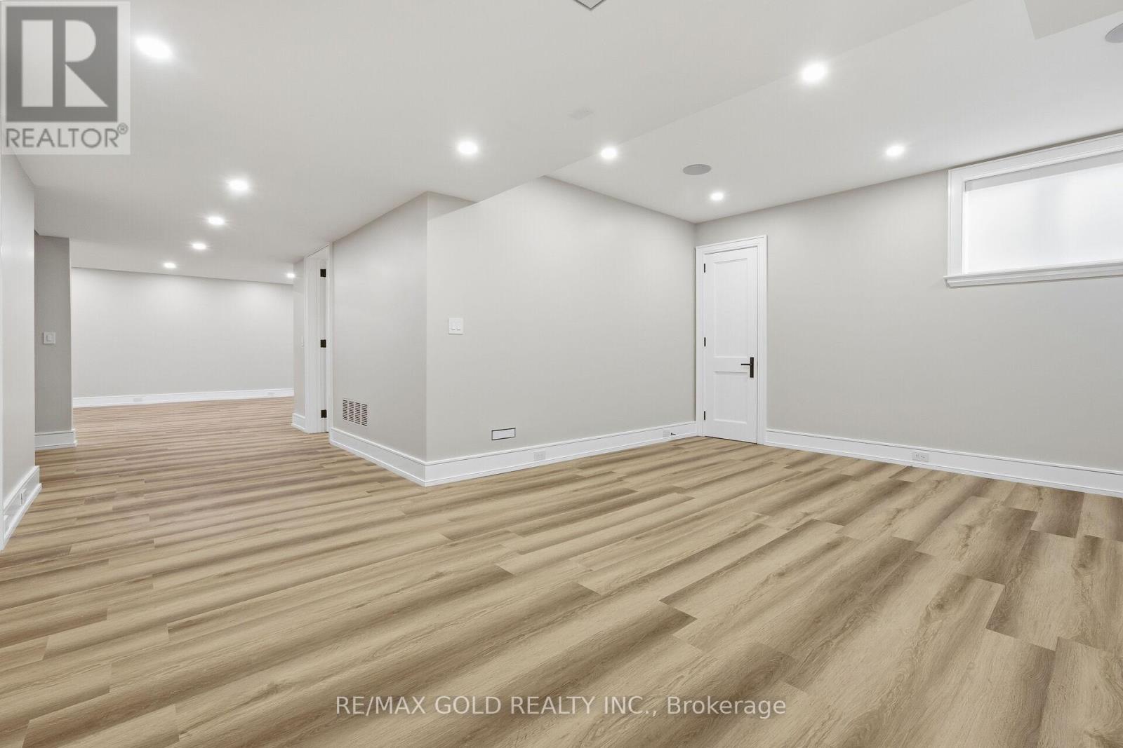 507 Wildwood Drive, Oakville, Ontario  L6K 1V1 - Photo 45 - W13068536