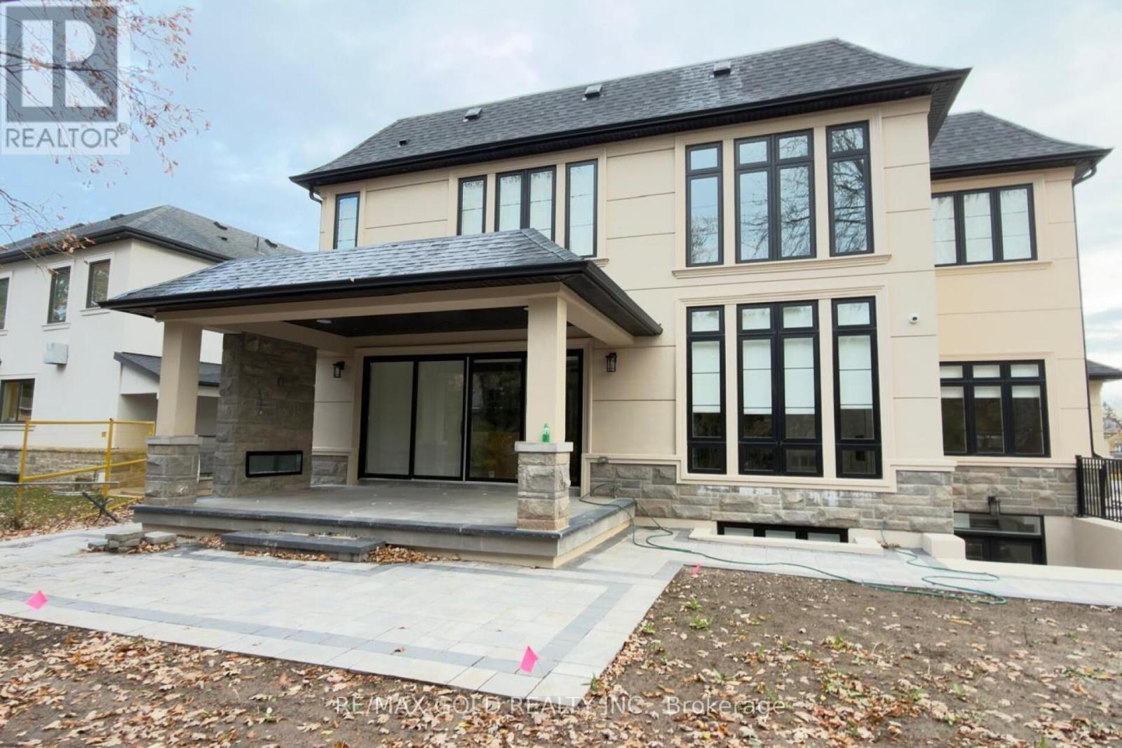 507 Wildwood Drive, Oakville, Ontario  L6K 1V1 - Photo 48 - W13068536