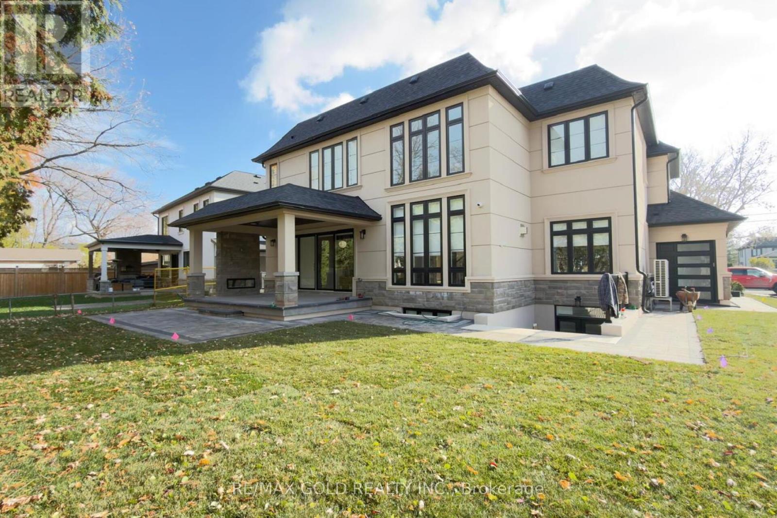 507 Wildwood Drive, Oakville, Ontario  L6K 1V1 - Photo 49 - W13068536