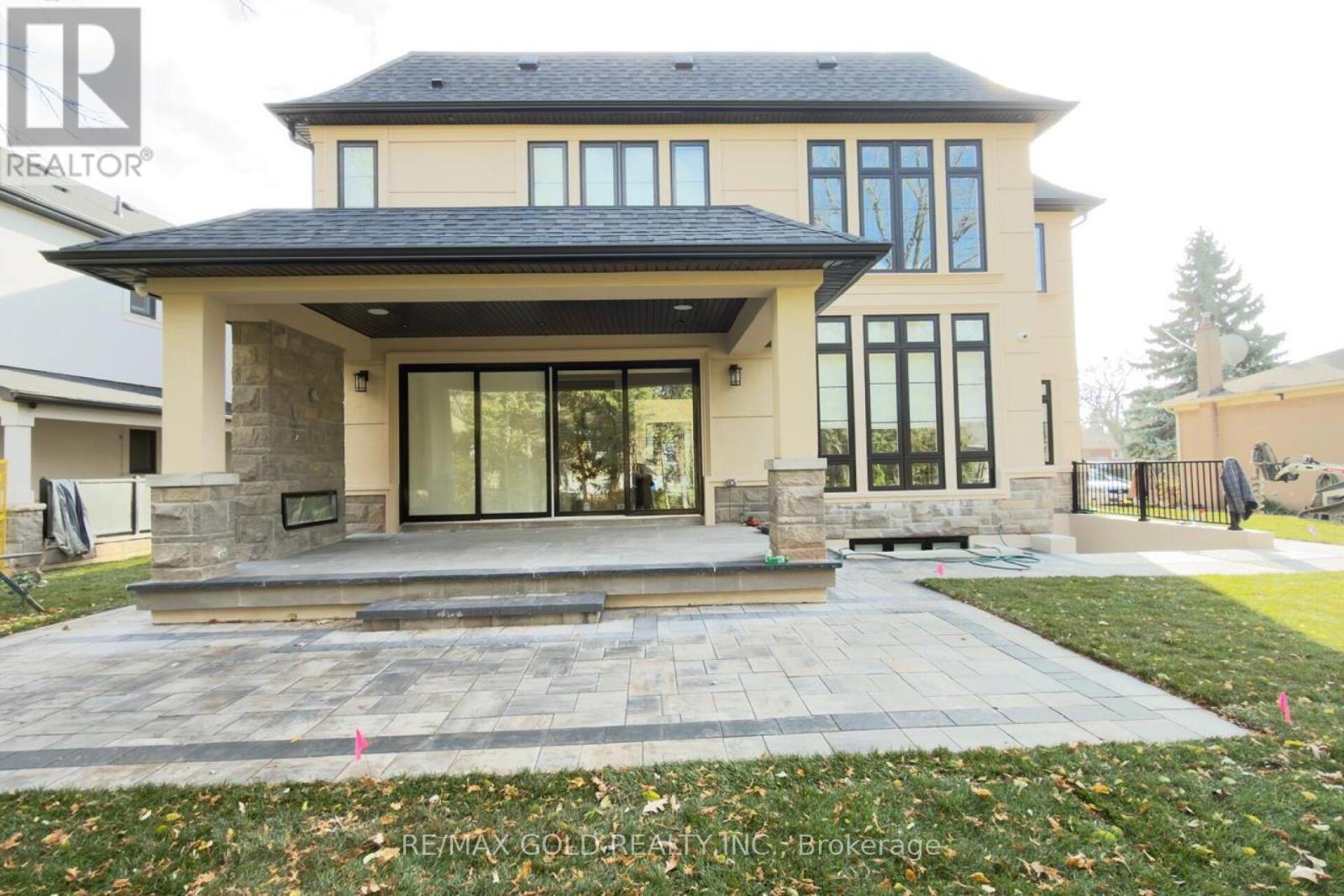 507 Wildwood Drive, Oakville, Ontario  L6K 1V1 - Photo 50 - W13068536