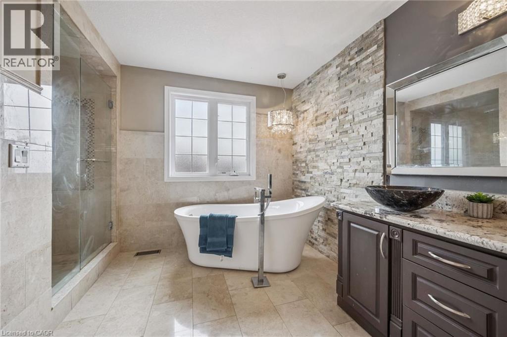 872 Creekside Drive, Waterloo, Ontario  N2V 2S7 - Photo 28 - 40826512