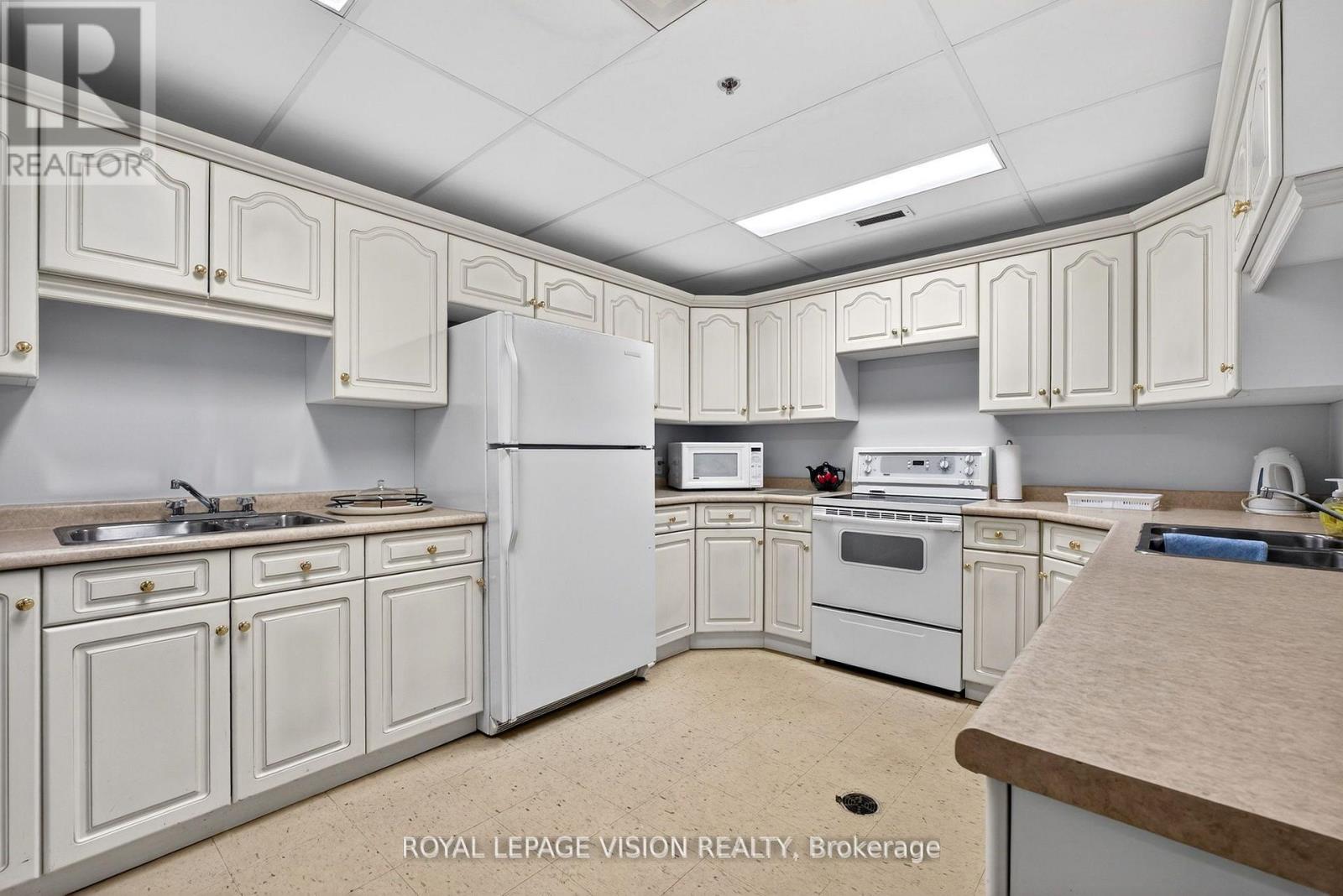1002 - 81 Millside Drive, Milton, Ontario  L9T 3X4 - Photo 41 - W13090690