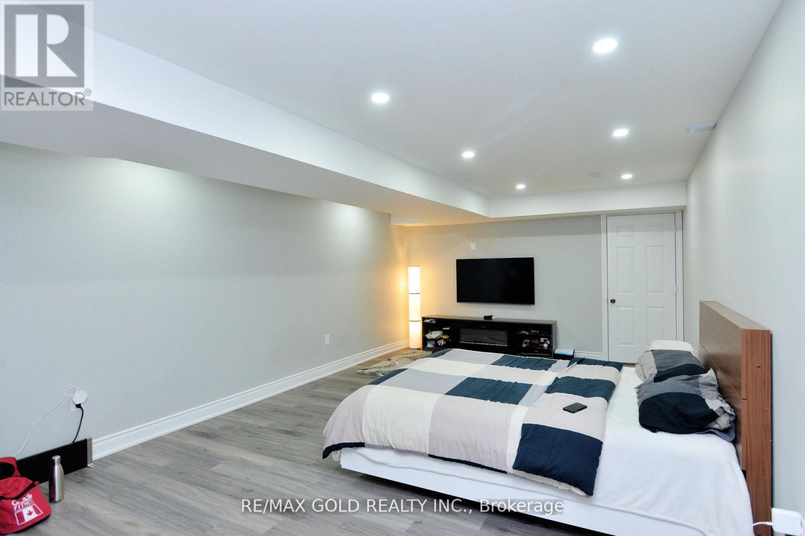 42 Brookwater Crescent, Caledon, Ontario  L7C 4A4 - Photo 29 - W13090710