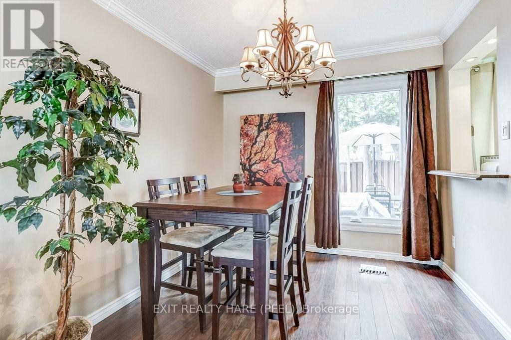 28 Sparklett Crescent, Brampton, Ontario  L6Z 1M8 - Photo 12 - W13090758