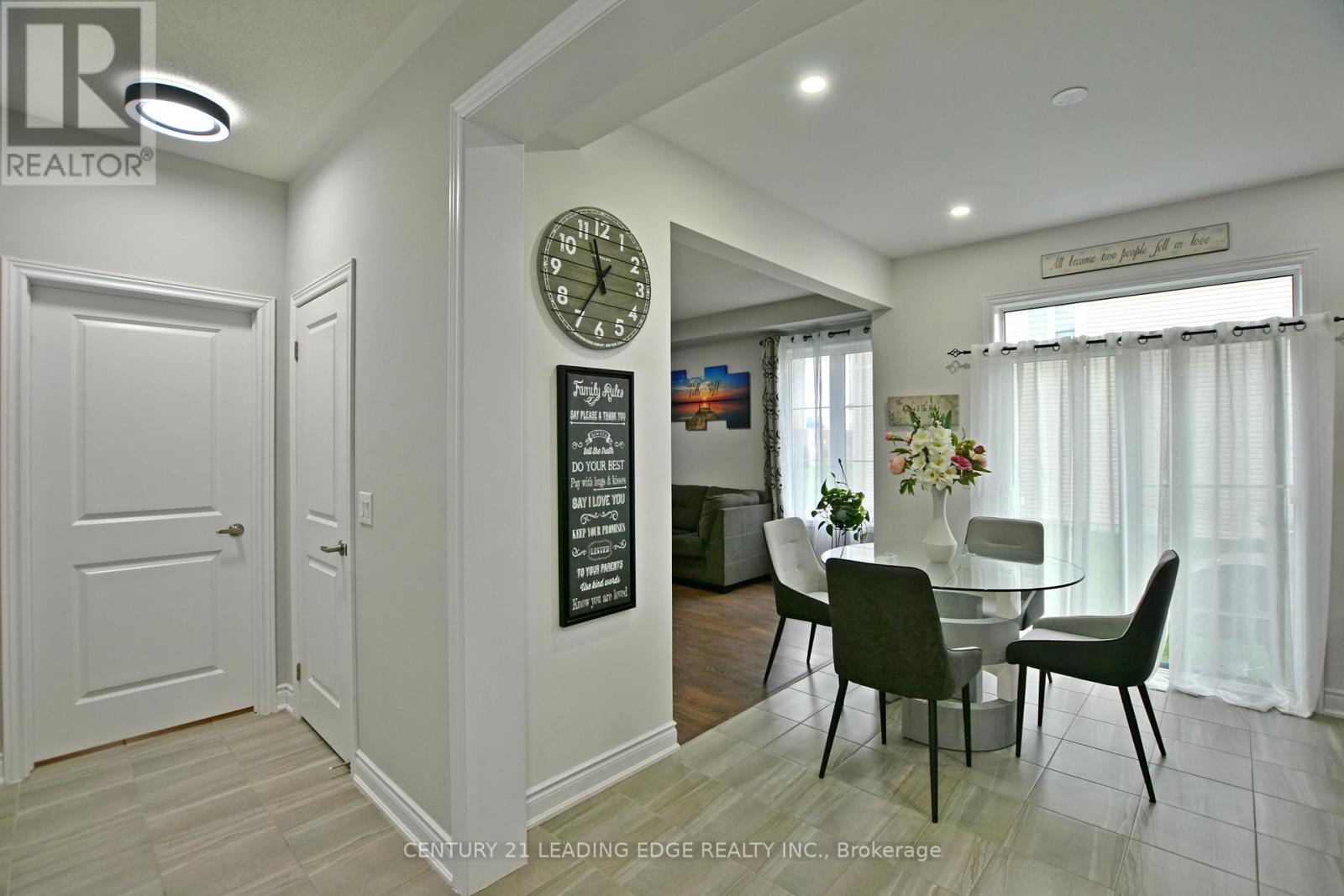 36 Union Boulevard, Wasaga Beach, Ontario  L9Z 0L9 - Photo 26 - S13090426