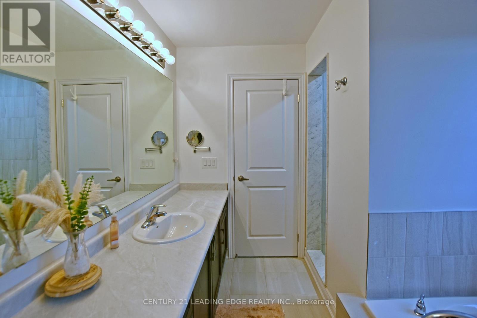 36 Union Boulevard, Wasaga Beach, Ontario  L9Z 0L9 - Photo 36 - S13090426