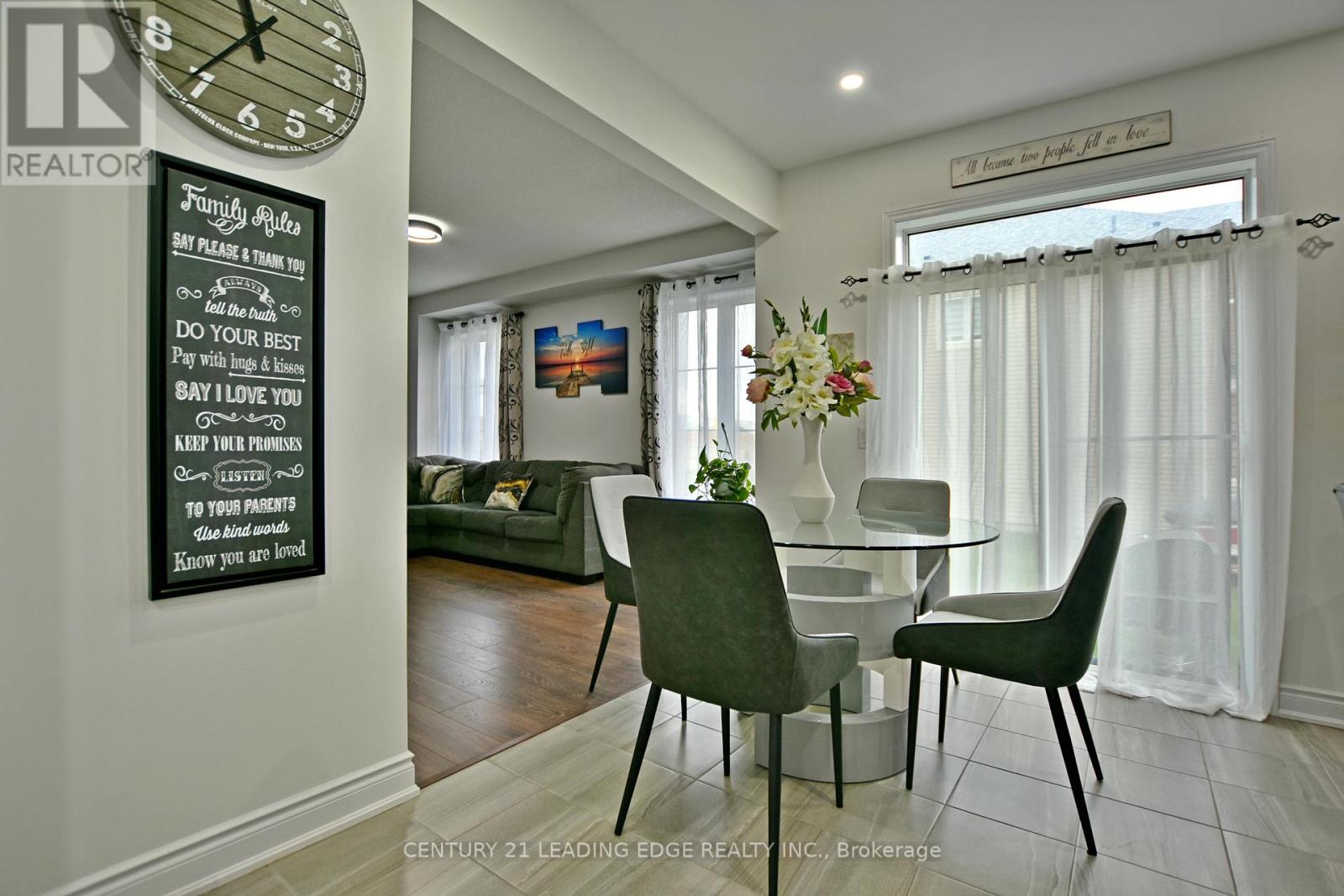 36 Union Boulevard, Wasaga Beach, Ontario  L9Z 0L9 - Photo 20 - S13090426