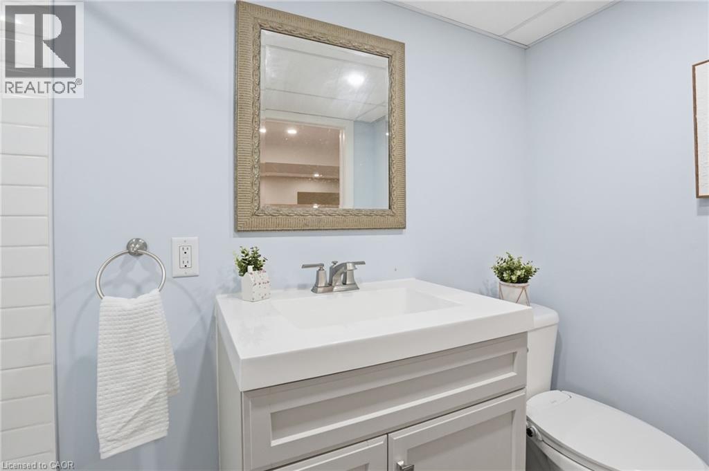 84 Pleasant Avenue, Dundas, Ontario  L9H 3T4 - Photo 31 - 40827706