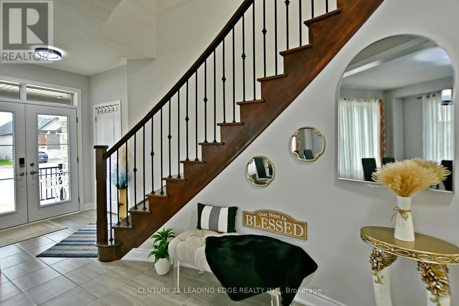 36 Union Boulevard, Wasaga Beach, Ontario  L9Z 0L9 - Photo 14 - S13090426
