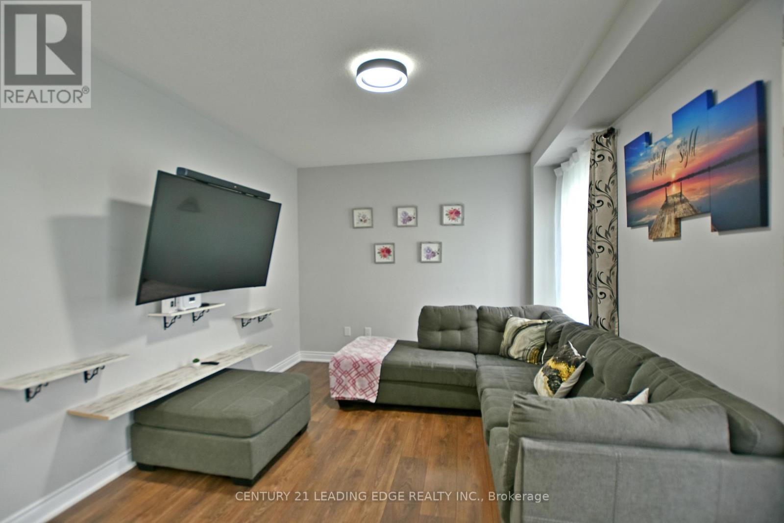 36 Union Boulevard, Wasaga Beach, Ontario  L9Z 0L9 - Photo 23 - S13090426