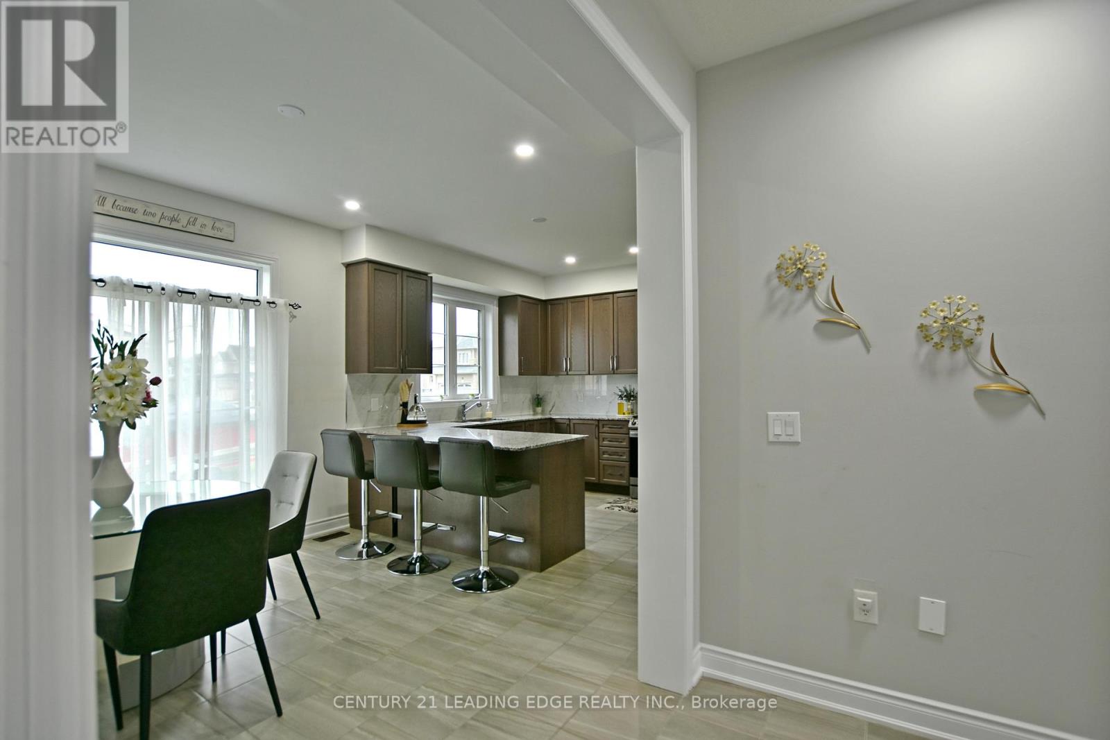 36 Union Boulevard, Wasaga Beach, Ontario  L9Z 0L9 - Photo 15 - S13090426
