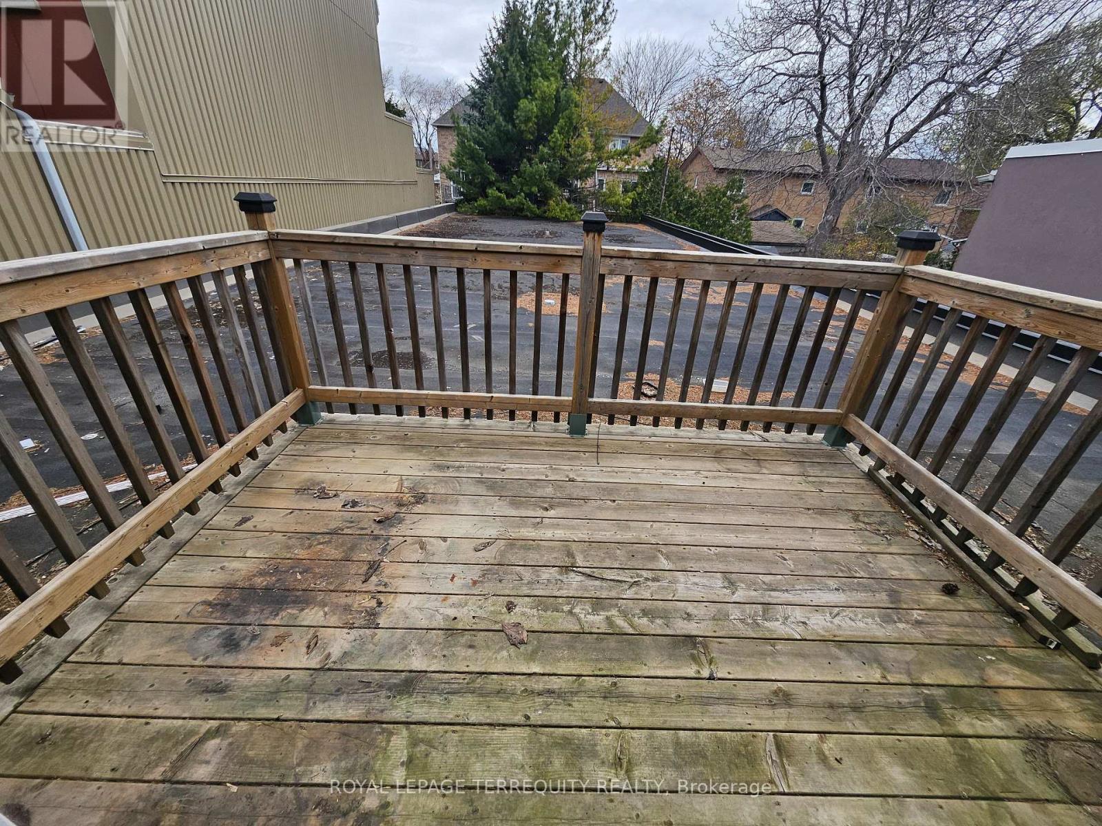 3392 Lake Shore Boulevard, Toronto, Ontario  M8W 1M9 - Photo 22 - W13090522