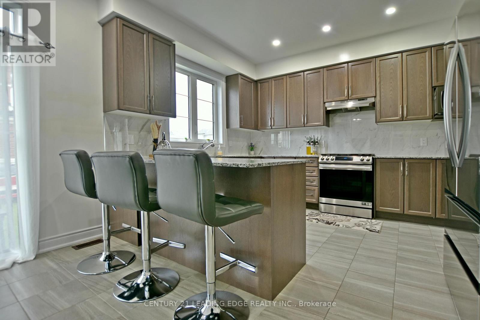 36 Union Boulevard, Wasaga Beach, Ontario  L9Z 0L9 - Photo 16 - S13090426
