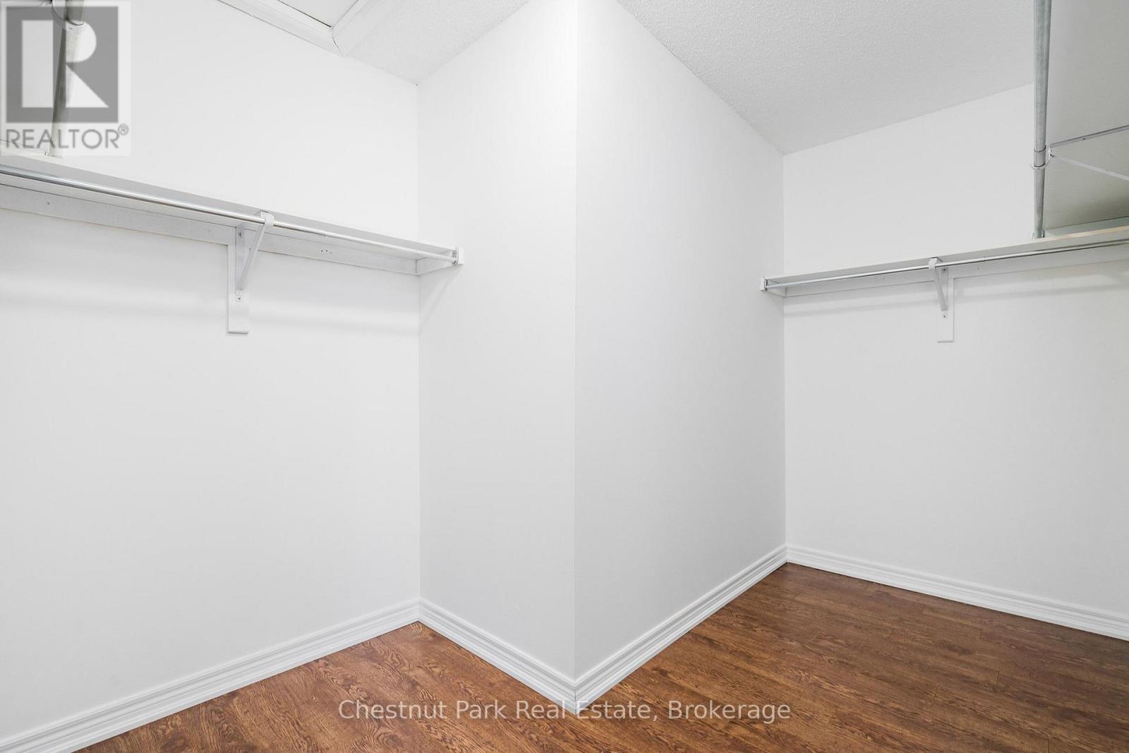 16 Green Pine Crescent, Wasaga Beach, Ontario  L9Z 1P6 - Photo 27 - S13049128