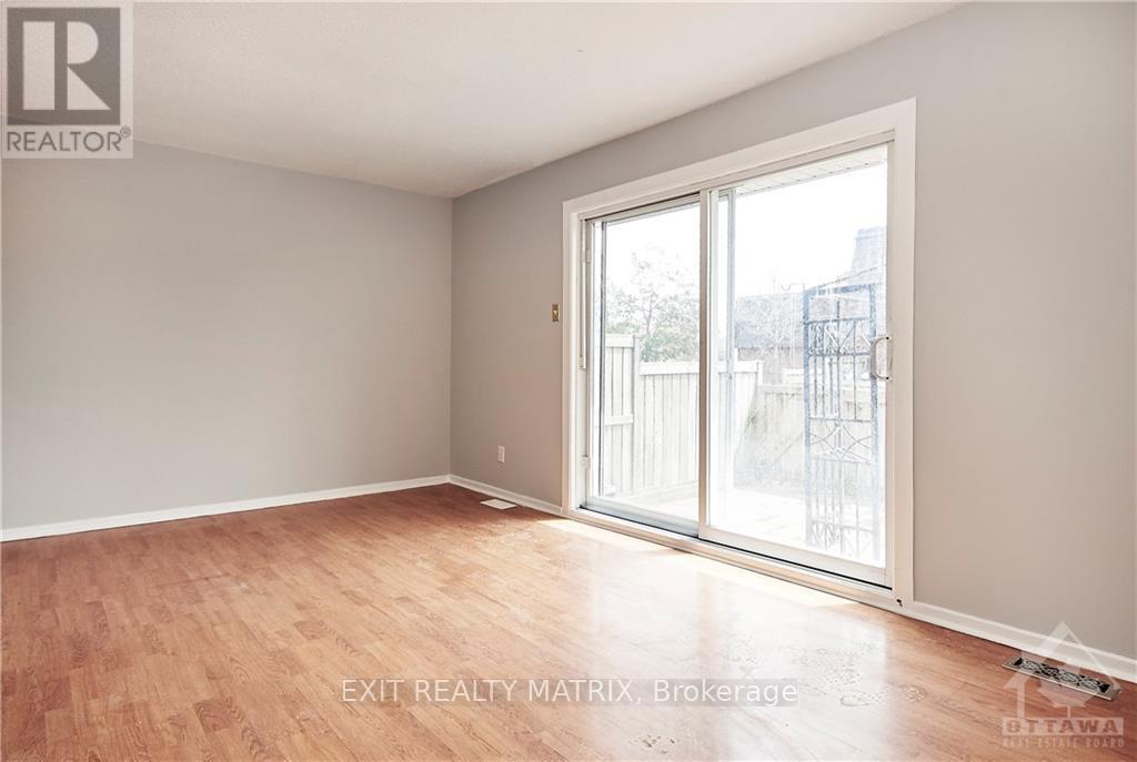 2988 Fairlea Crescent, Ottawa, Ontario  K1V 8T7 - Photo 10 - X13090848