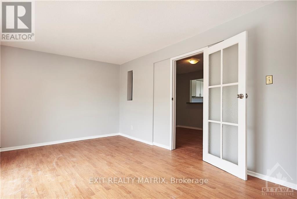 2988 Fairlea Crescent, Ottawa, Ontario  K1V 8T7 - Photo 12 - X13090848