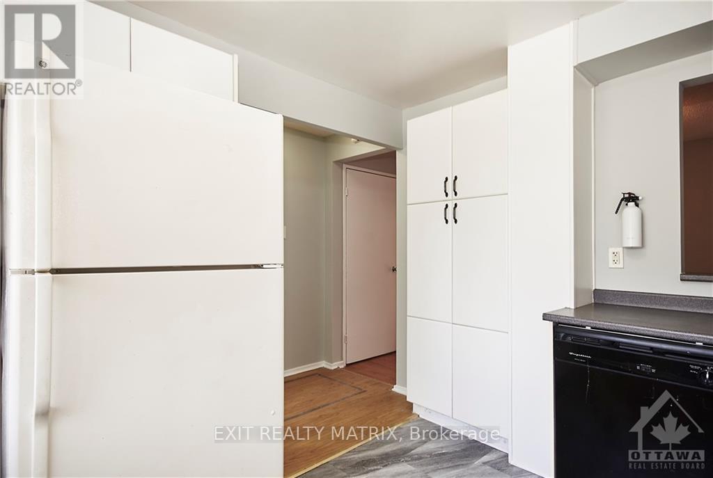 2988 Fairlea Crescent, Ottawa, Ontario  K1V 8T7 - Photo 7 - X13090848