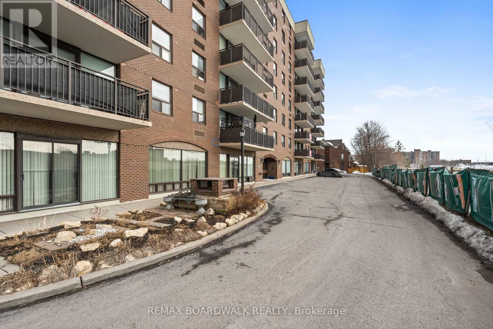 502 - 1190 Richmond Road, Ottawa, Ontario  K2B 8J3 - Photo 2 - X13090864