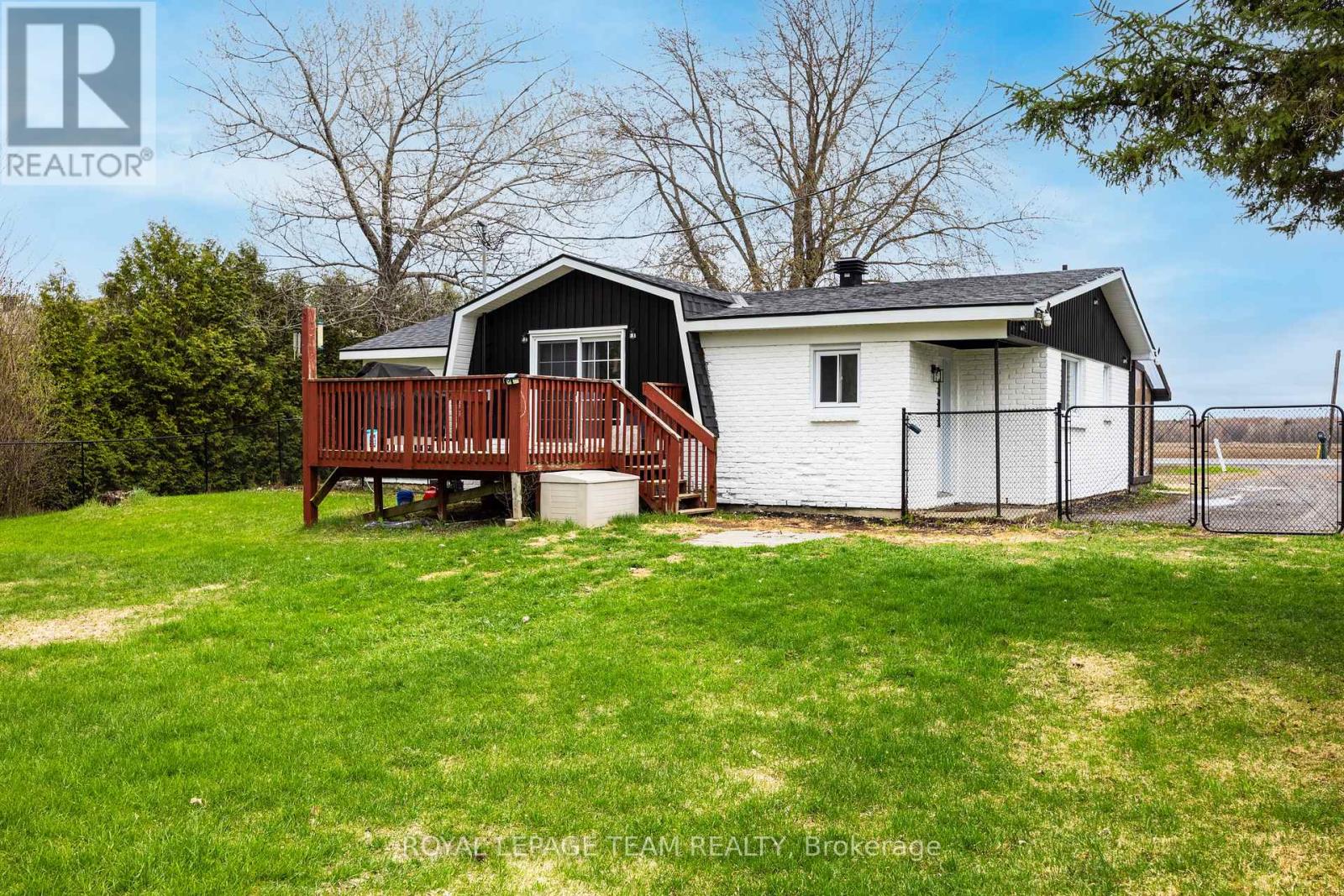 4691 County Rd 10, The Nation, Ontario  K0B 1G0 - Photo 3 - X13090918