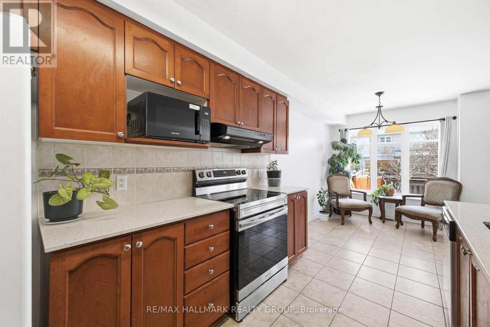 759 Everton Way, Ottawa, Ontario  K1V 1Y7 - Photo 7 - X13090992