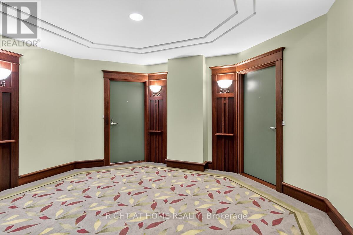 307 - 136 Darlington Private, Ottawa, Ontario  K1V 0X6 - Photo 2 - X13091004
