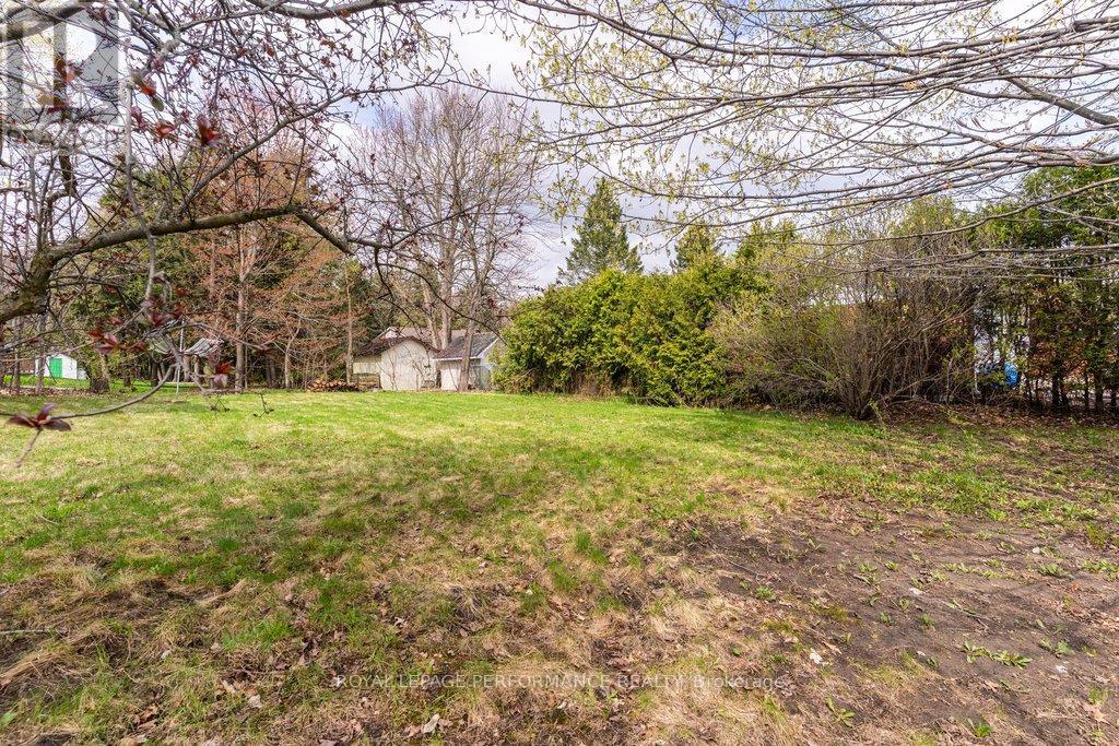 5529 Woodeden Drive, Ottawa, Ontario  K4M 1B4 - Photo 37 - X13091008
