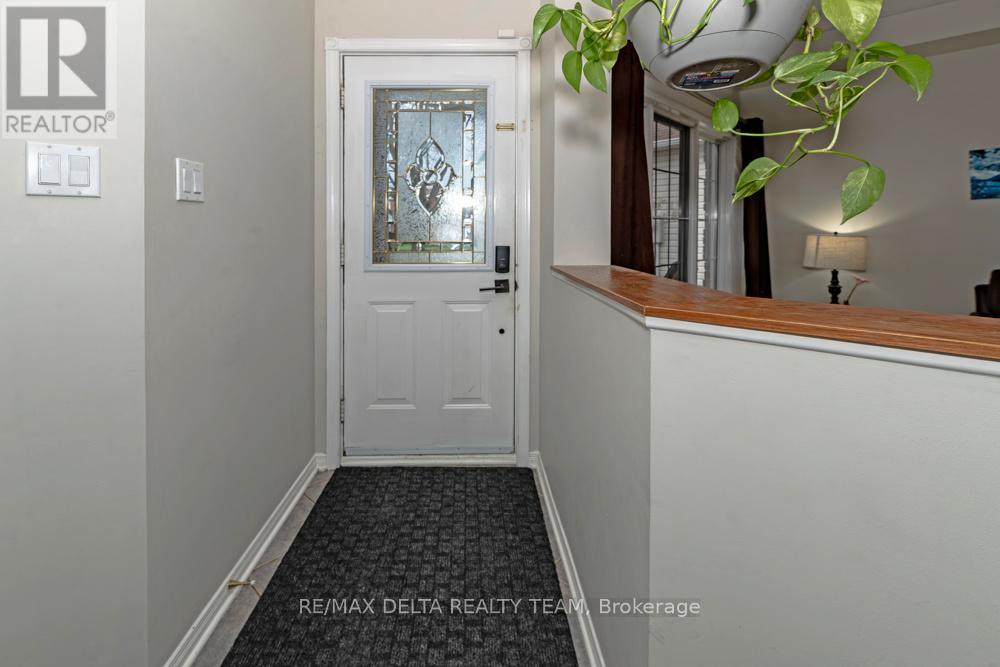 125 Stoneway Drive, Ottawa, Ontario  K2G 6P6 - Photo 5 - X13091056