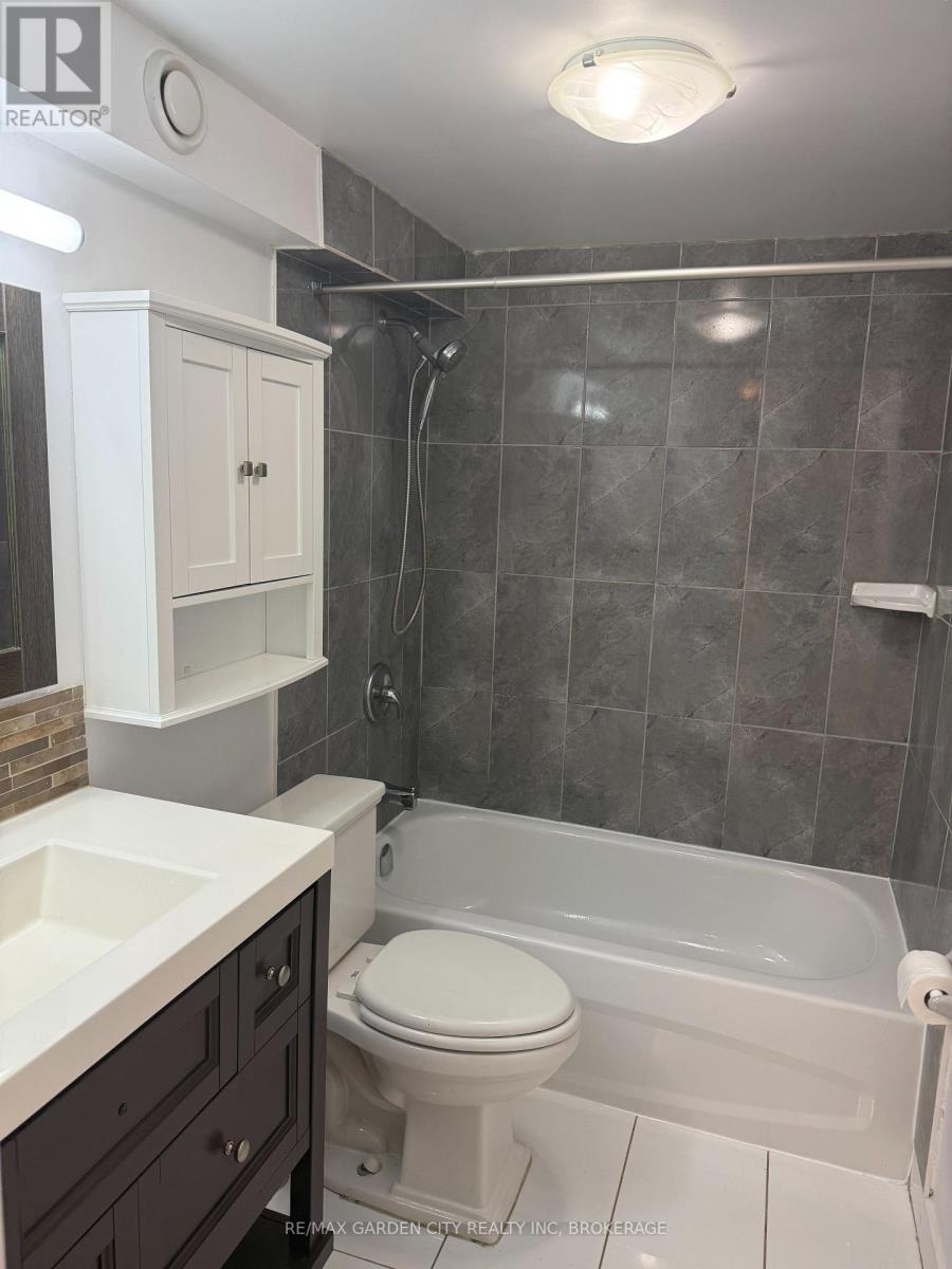 44 Valencourt Drive, Welland, Ontario  L3C 1M8 - Photo 9 - X13090766