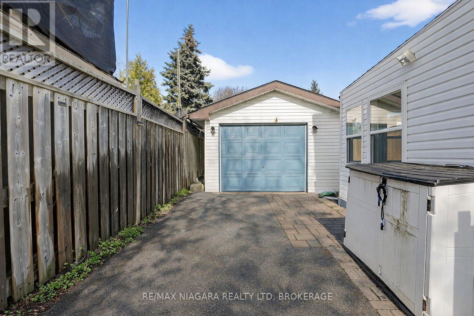 75 Berrisfield Crescent, Hamilton, Ontario  L8T 4X1 - Photo 39 - X13091036
