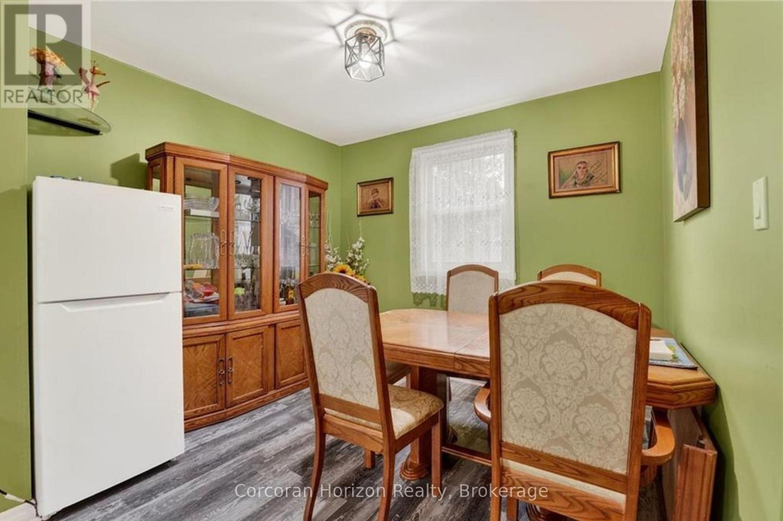 5270 Second Avenue, Niagara Falls, Ontario  L2E 4K2 - Photo 10 - X13090964