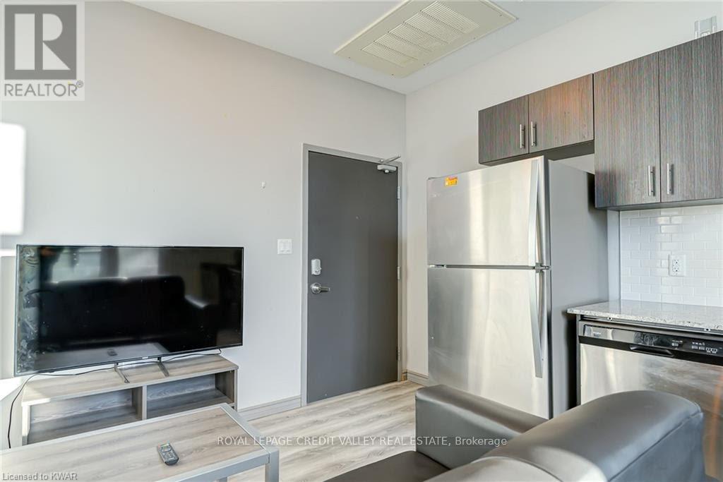 F-104 - 275 Larch Street, Waterloo, Ontario  N2L 3R2 - Photo 3 - X13090672