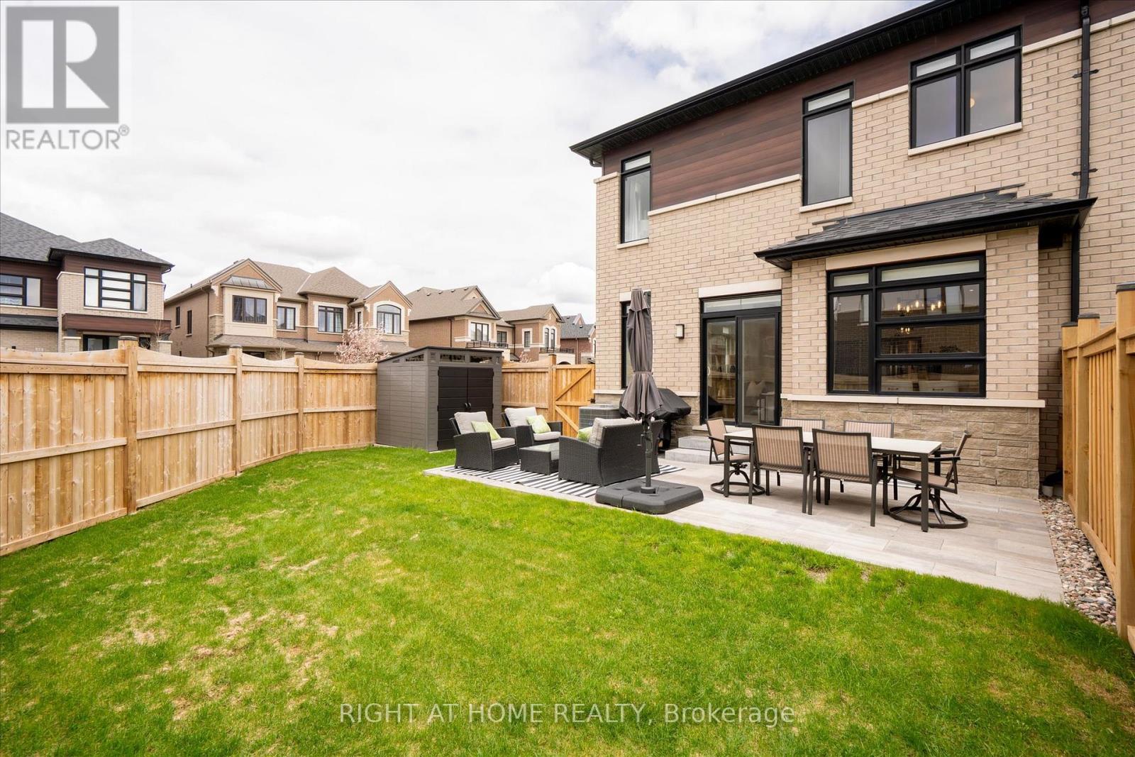 38 Van Wart Street, Whitby, Ontario  L1P 0P8 - Photo 36 - E13083006