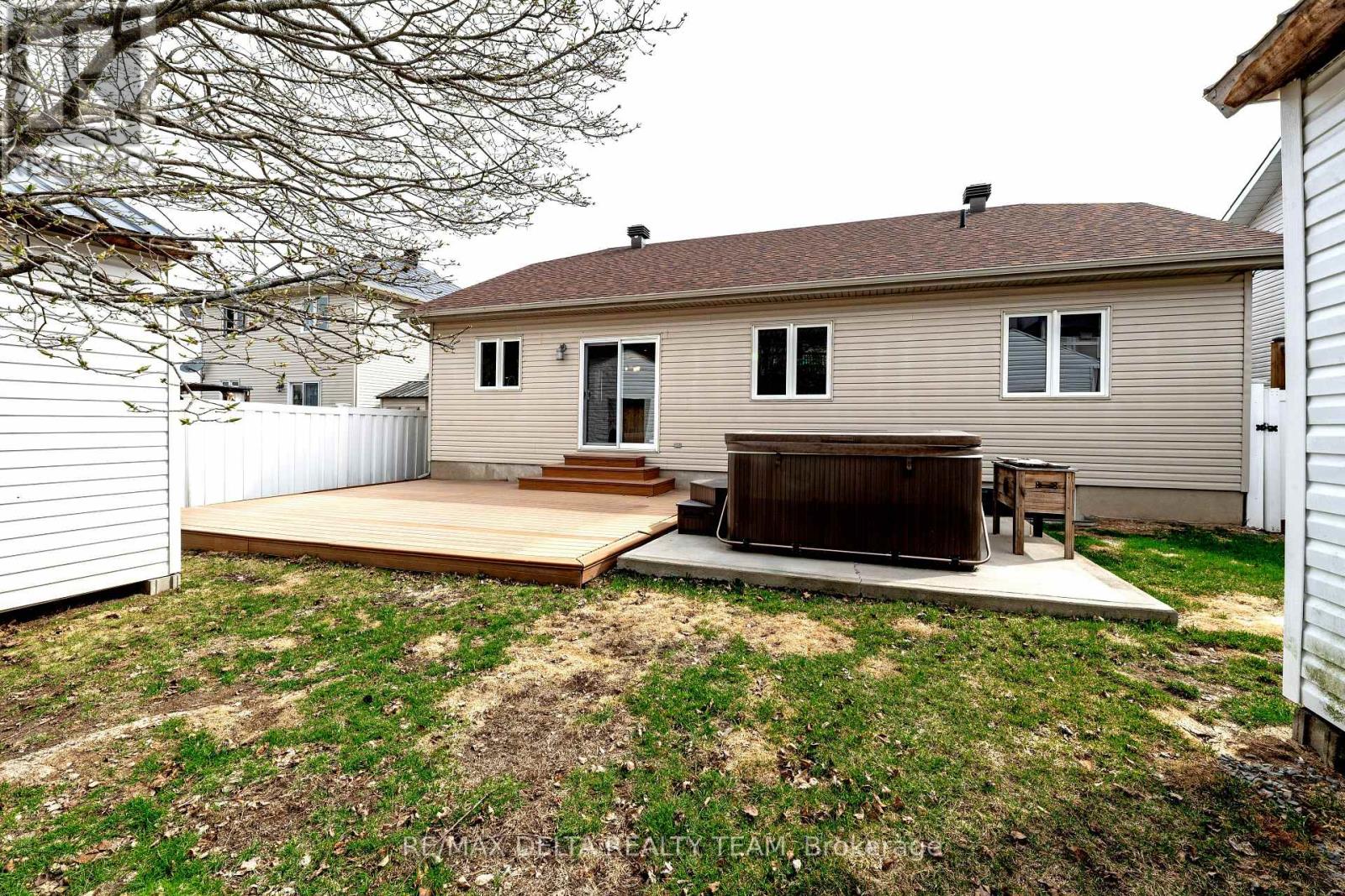 150 Sandra Crescent, Clarence-Rockland, Ontario  K4K 1N7 - Photo 32 - X13074350