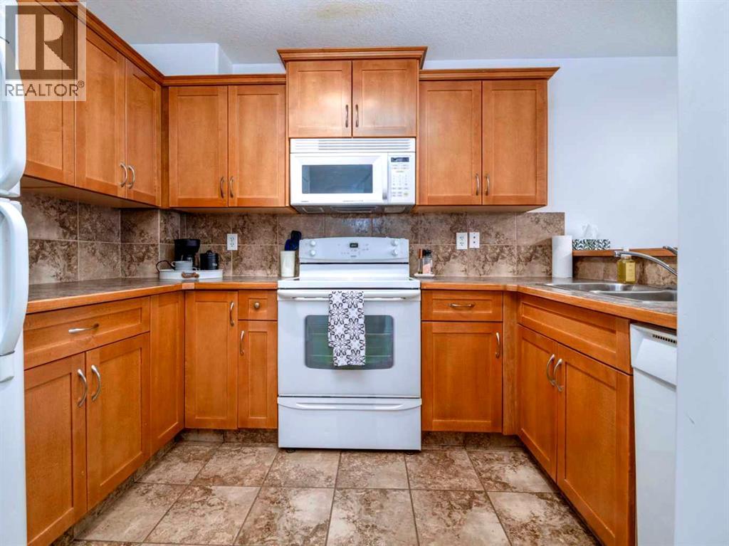 244 Kodiak Boulevard N, Lethbridge, Alberta  T1H 3P6 - Photo 11 - A2294079