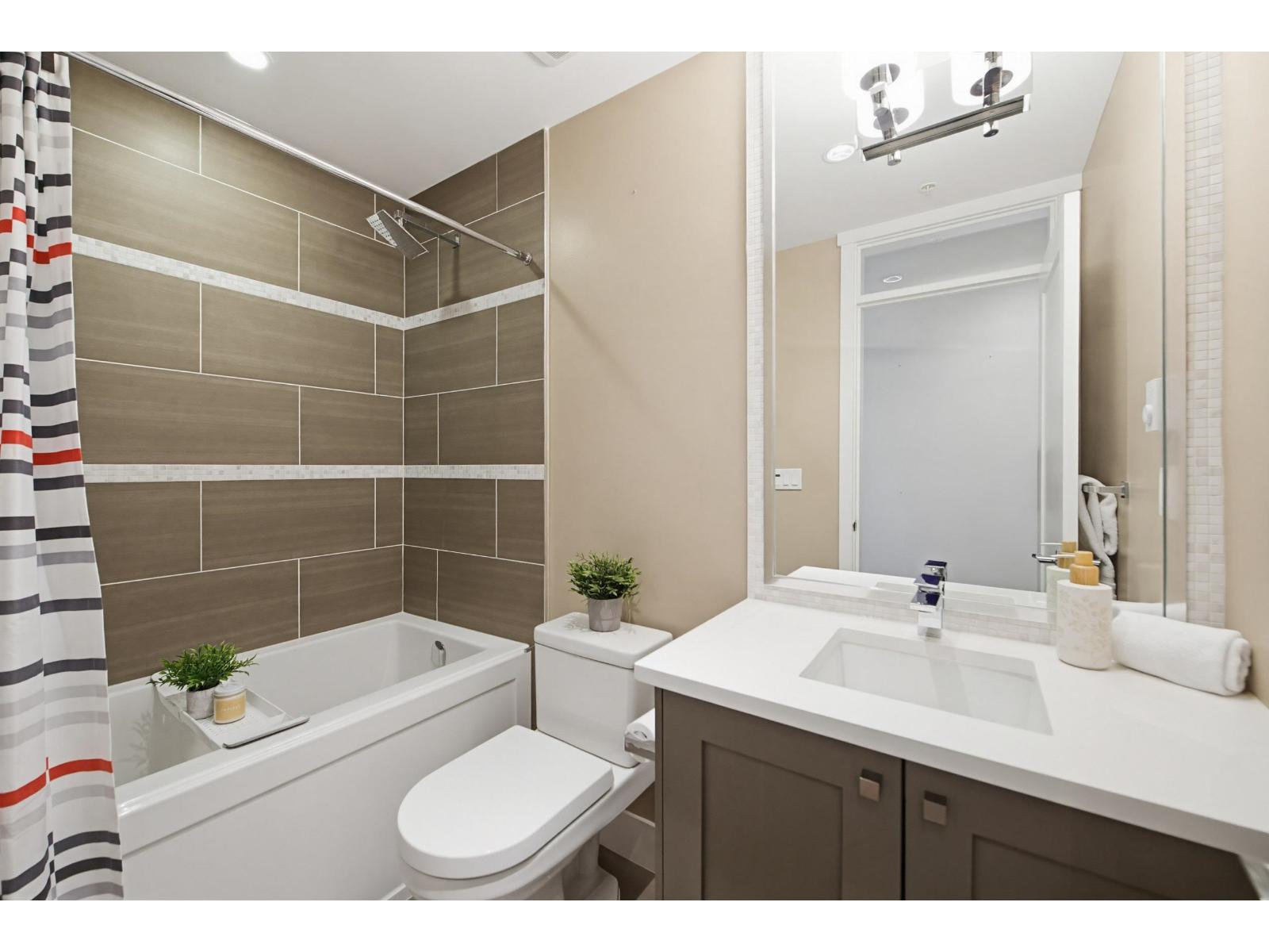 505 14855 Thrift Avenue, White Rock, British Columbia  V4B 2J6 - Photo 25 - R3119667