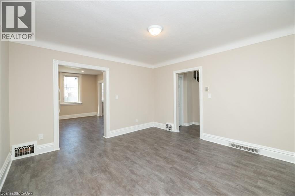 20 Harvey Street, Hamilton, Ontario  L8L 2L8 - Photo 4 - 40826986