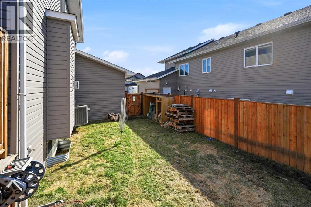 113 Coachman Way, Blackfalds, Alberta  T4M 0B4 - Photo 34 - A2306395