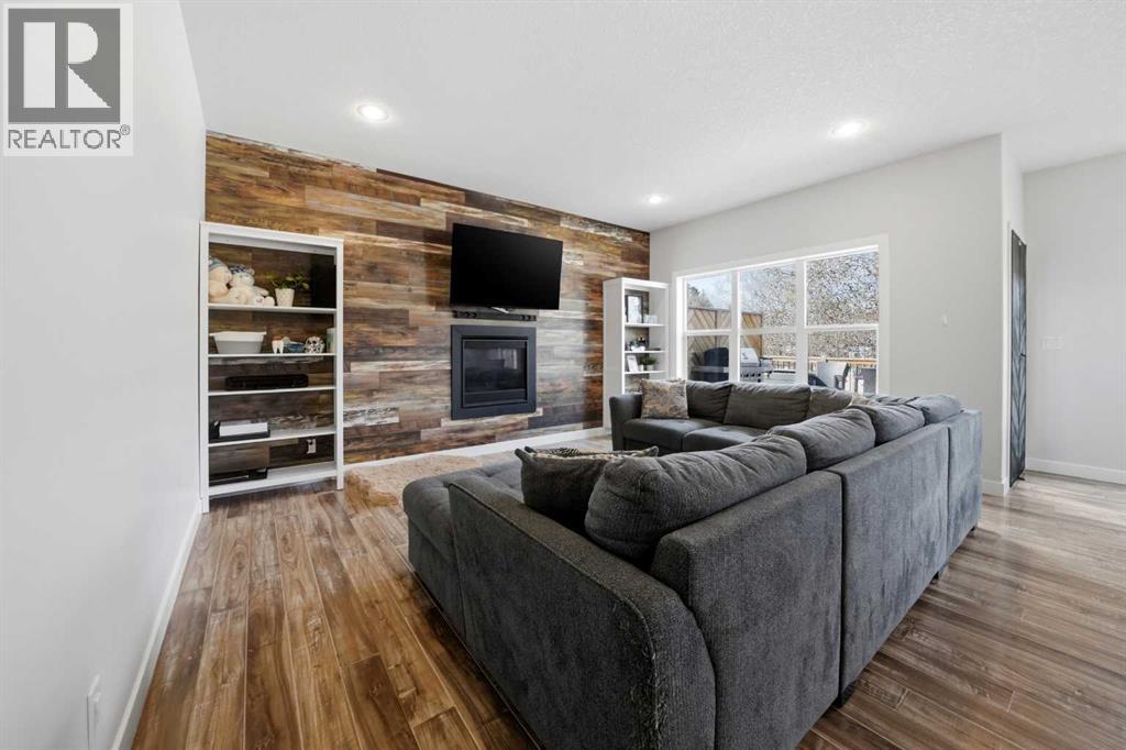 113 Coachman Way, Blackfalds, Alberta  T4M 0B4 - Photo 6 - A2306395