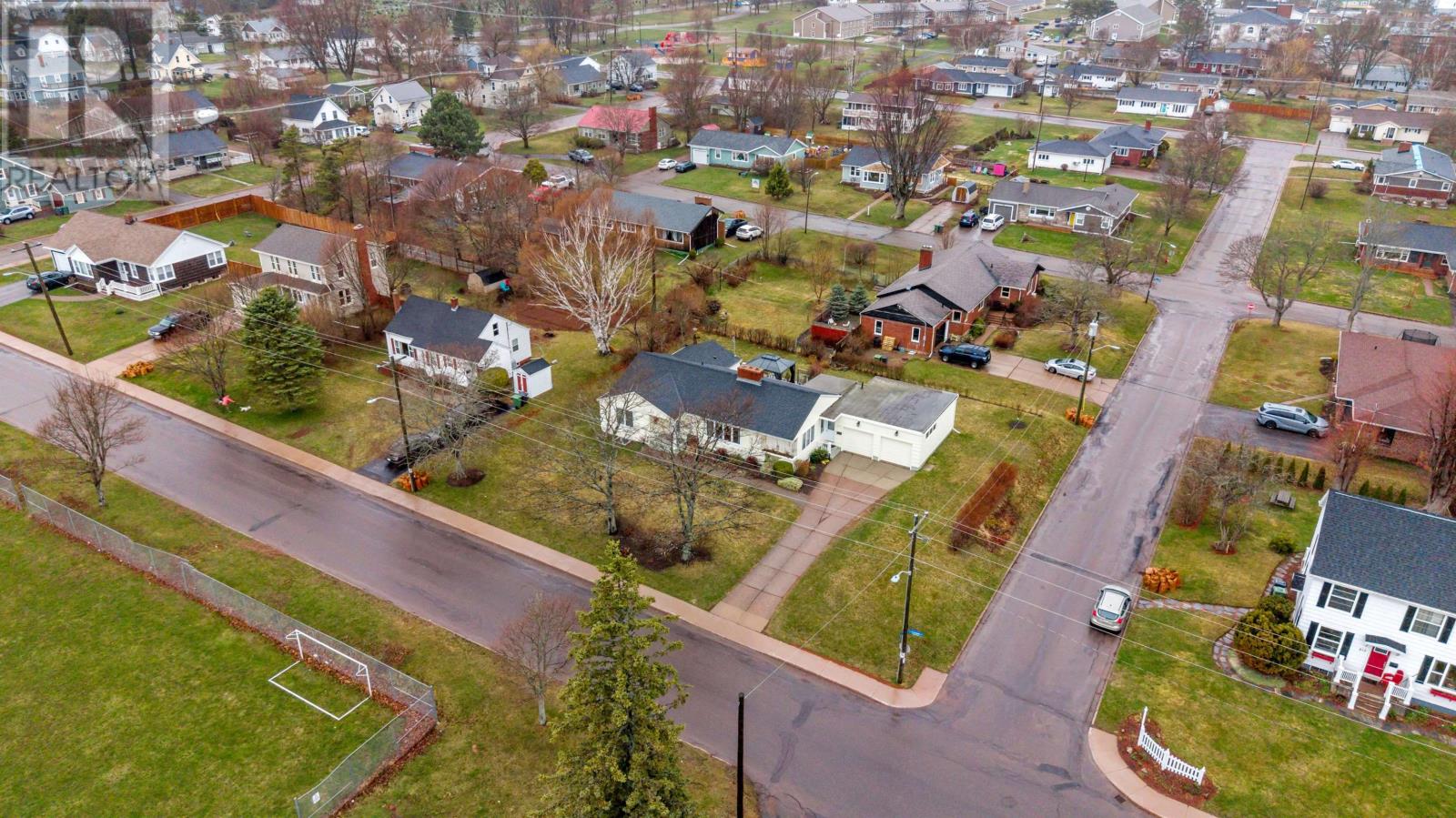 251 Schurman Avenue, Summerside, Prince Edward Island  C1N 2C6 - Photo 44 - 202609915
