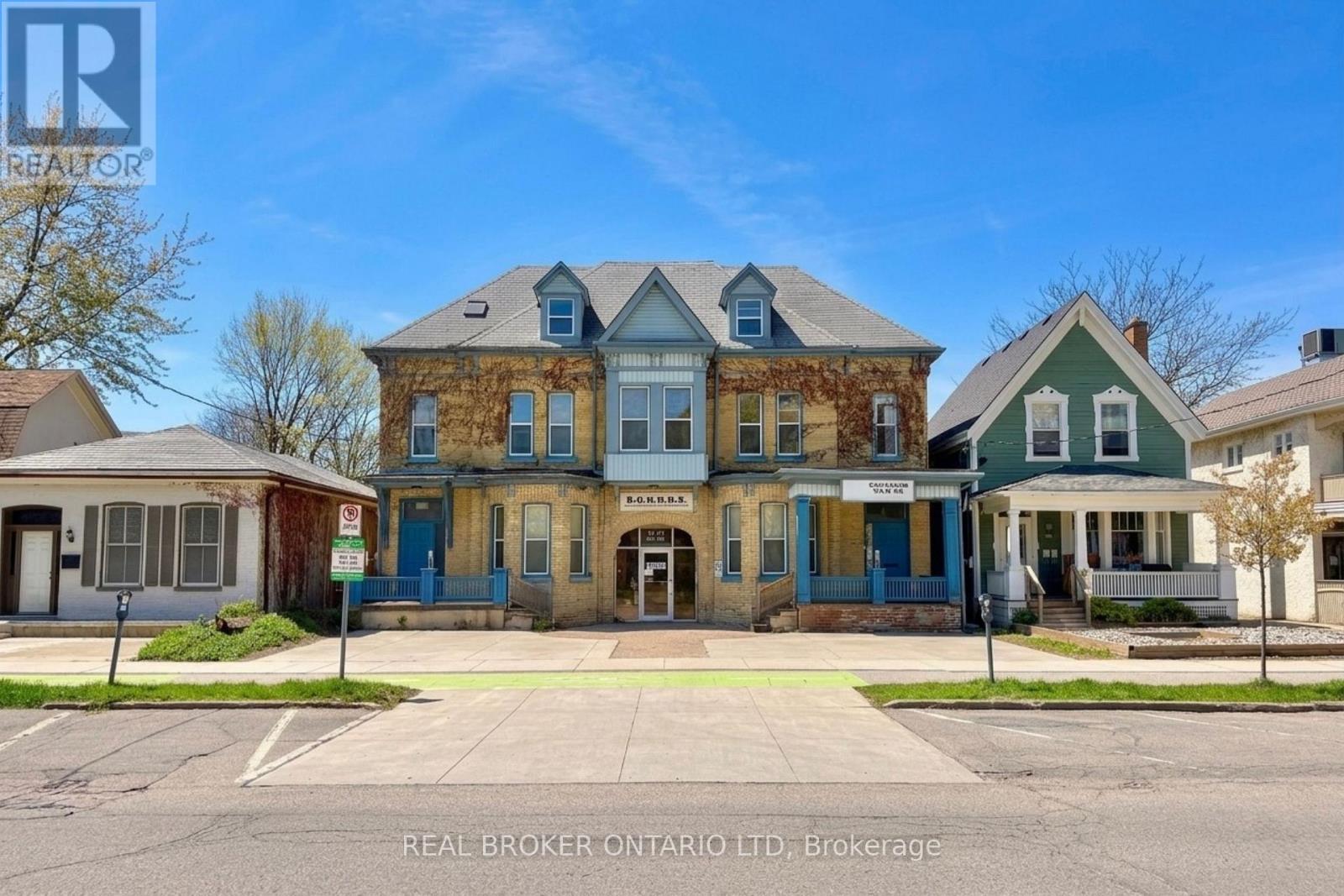 425-427 WILLIAM STREET, London East, Ontario