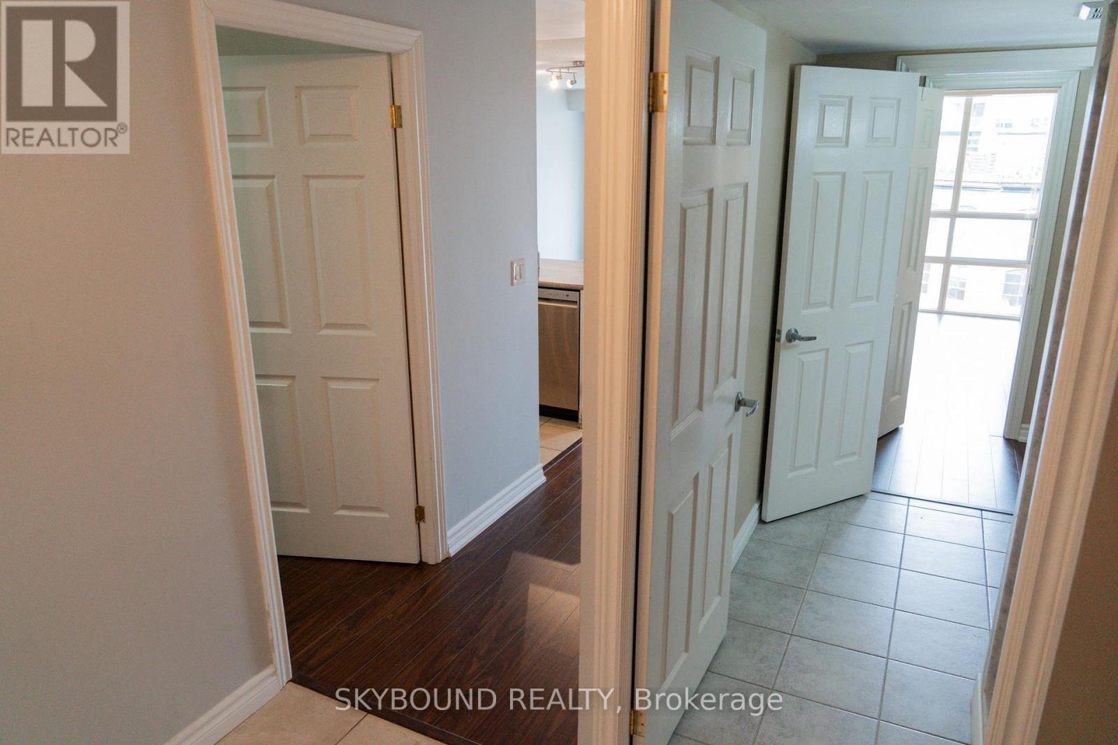901 - 330 Adelaide Street E, Toronto, Ontario  M5A 4S9 - Photo 2 - C13090890