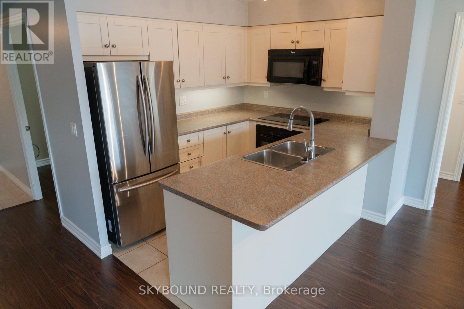901 - 330 Adelaide Street E, Toronto, Ontario  M5A 4S9 - Photo 3 - C13090890