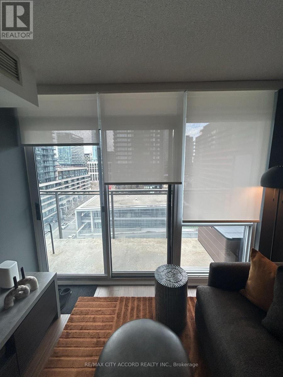 1505 - 15 Fort York Blvd Boulevard, Toronto, Ontario  M5V 3Y4 - Photo 11 - C13090996